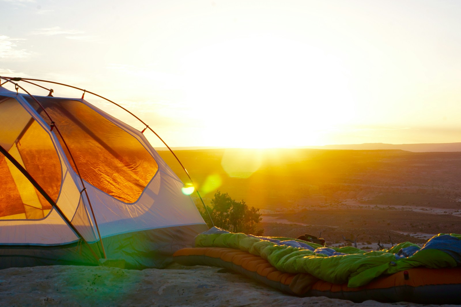 Lee más sobre el artículo ¿Que llevar para acampar en tu ruta de trekking?